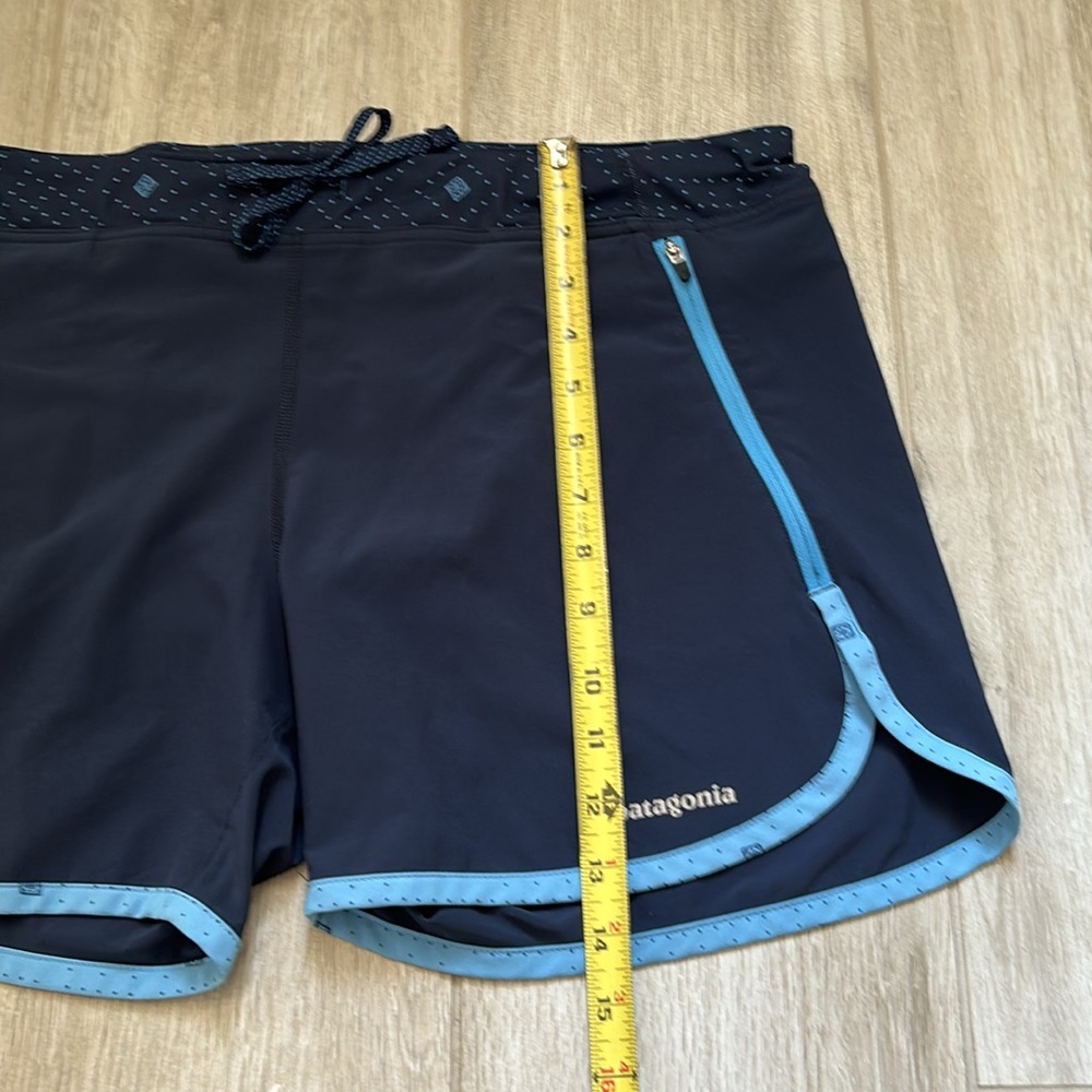 Patagonia Blue Athletic Shorts Size Large - Picture 7 of 13